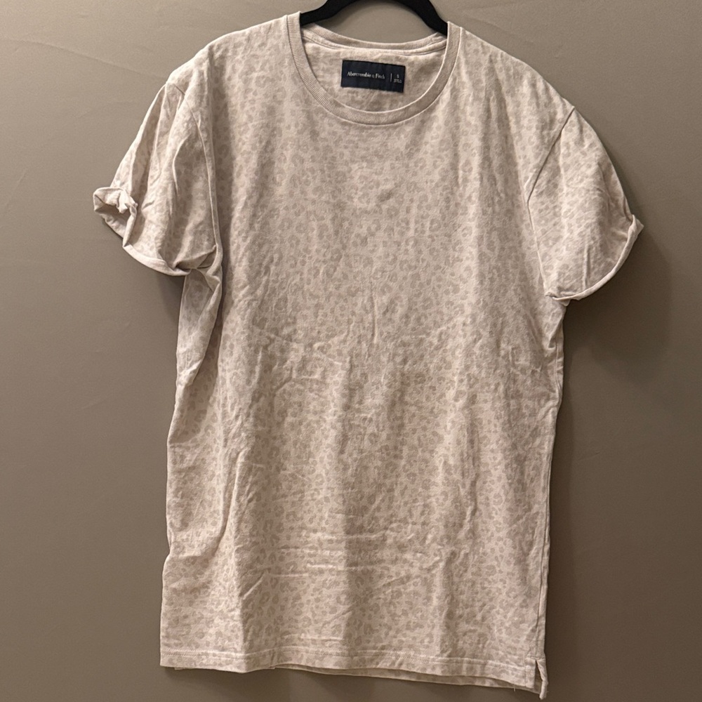 Abercrombie & Fitch Light Beige Short Sleeve Tee